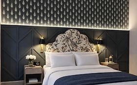 The Tholsel Bar And Townhouse Kilkenny